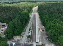 LK25, odc. Sandomierz - Chmielów - nowe tor, perony, sieć trakcyjna, na torach maszyny, fot. Krzysztof Dzidek (10)