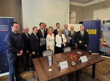 Podpisanie umowy w Krośnie na linię Jasło - Zagórz; fot. Kamil Mergel PLK SA