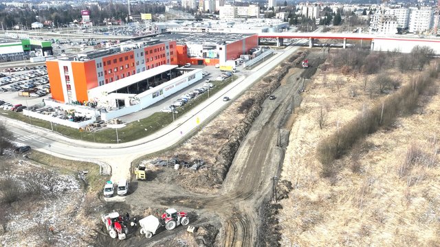 Prace na torach w ramach inwestycji na l. nr 108 Jasło- Nowy Zagórz, fot. Krzysztof Dzidek