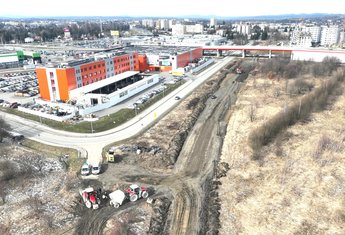 Prace na torach w ramach inwestycji na l. nr 108 Jasło- Nowy Zagórz, fot. Krzysztof Dzidek